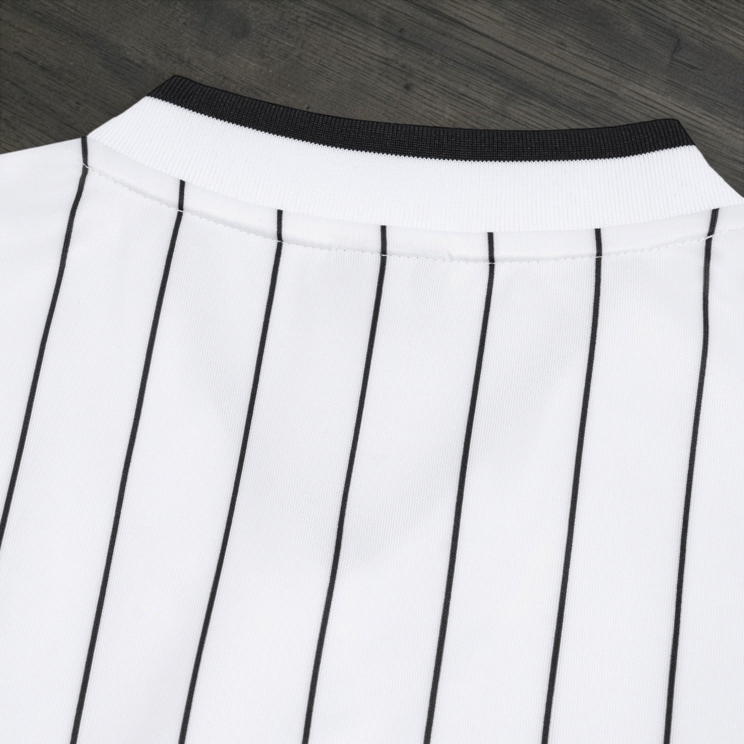 The 'Catania' V-Neck Heritage Jersey