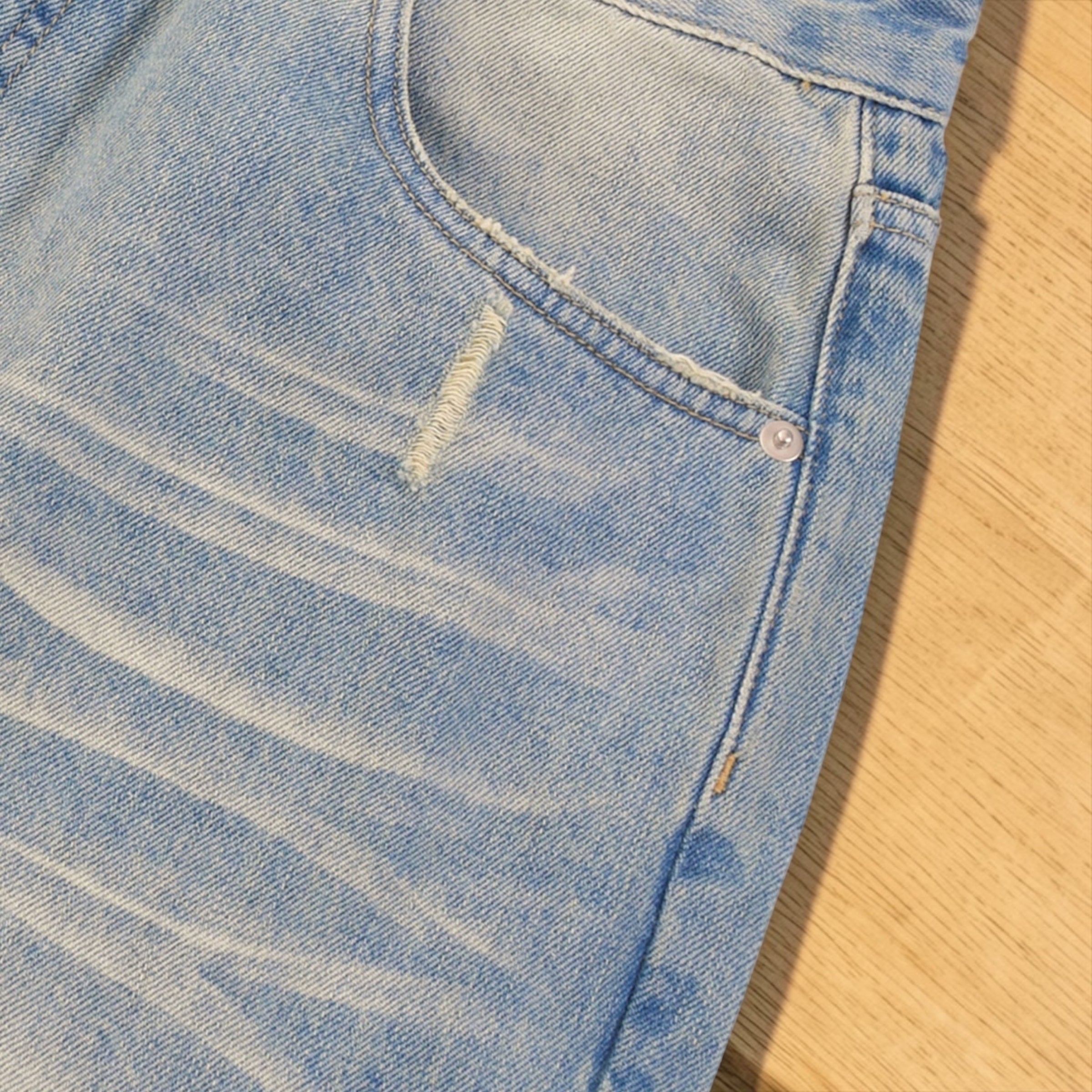 The 'Ostuni' Sun-Fade Raw Hem Denim
