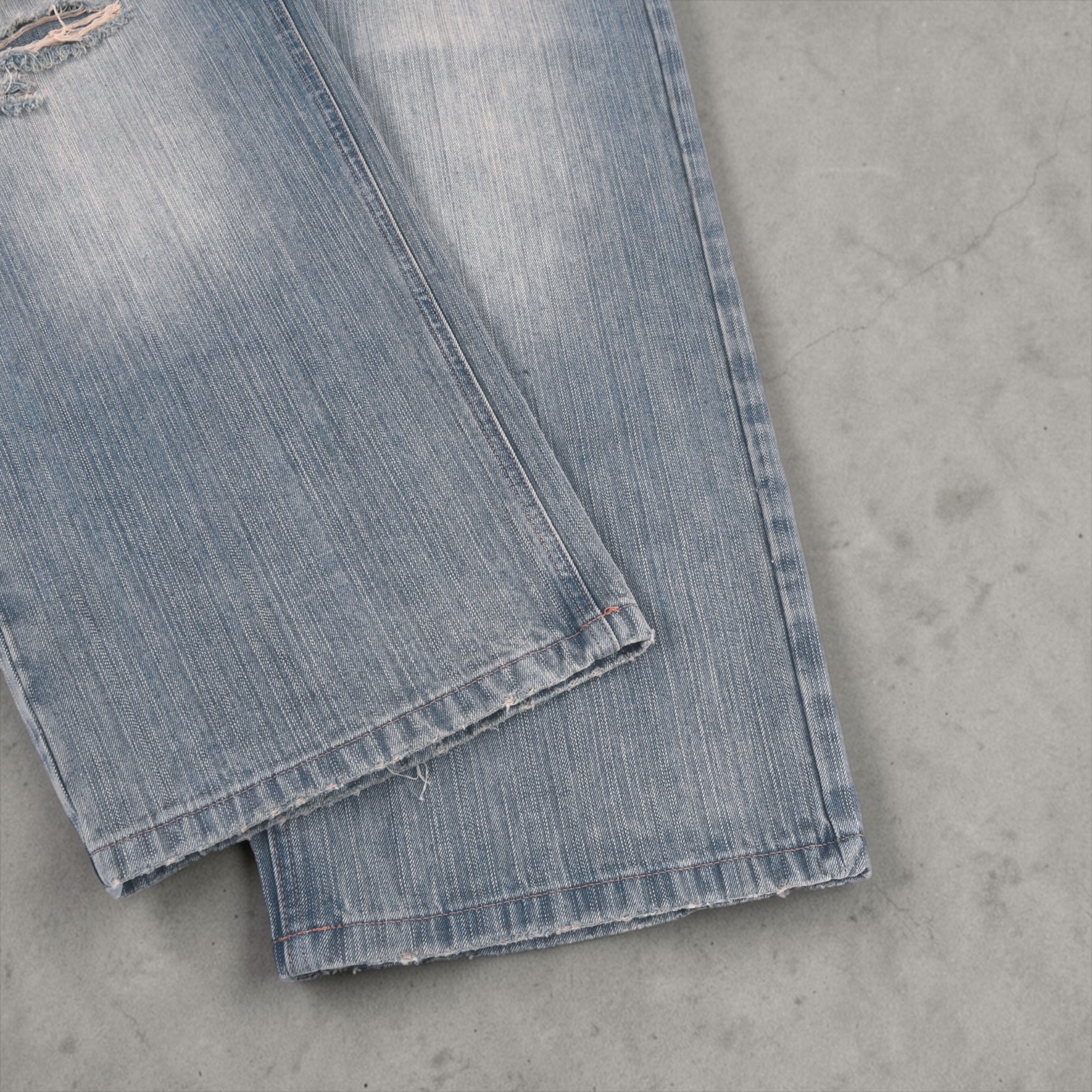 The 'Amalfi' Vintage Wash Denim