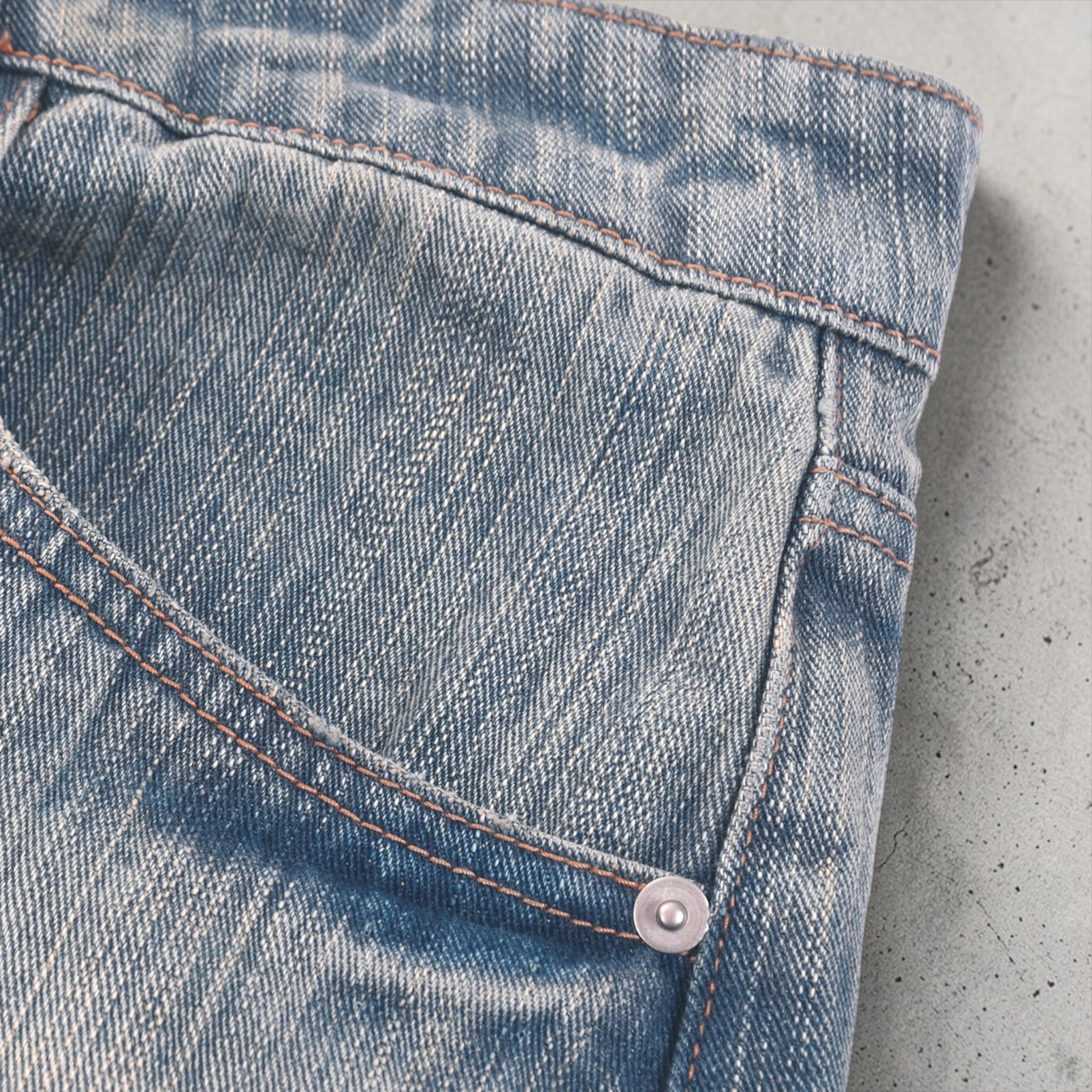 The 'Amalfi' Vintage Wash Denim